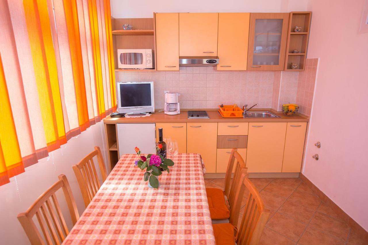 Lopar 239 Hotel Eksteriør billede